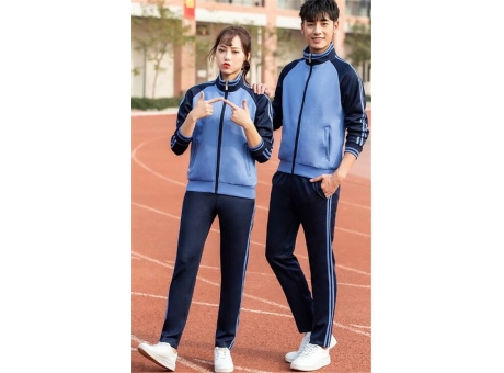校(xiào)服